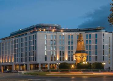 Grand Opening : HOTEL HAYAT SOFIA